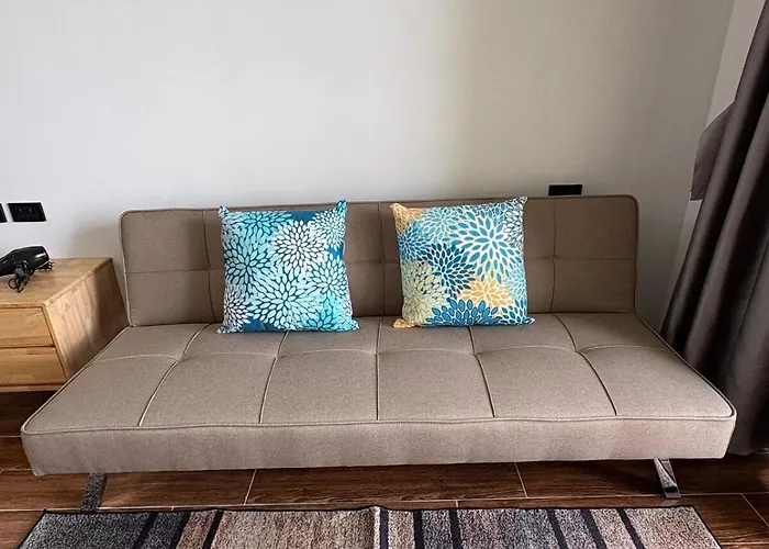 Sy Bay Cozy Staycation Near Airport Okada